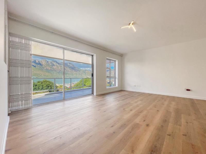 To Let 4 Bedroom Property for Rent in Hout Bay Western Cape
